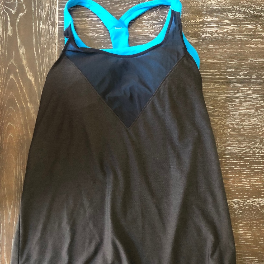 Under armour tank
